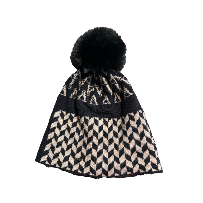 Cappello in maglia con pom pon fantasia geometrica - Tentazioni Verona