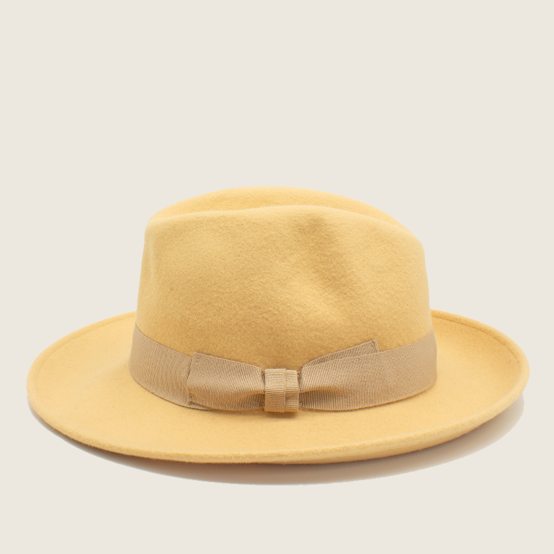 Cappello con Tesa larga tipo Borsalino Beige chiaro
